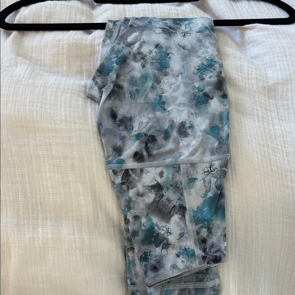 Kids Blue and Gray Patterned Leggings